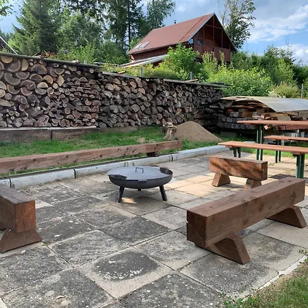 Nad Koupalistem Orman Evi