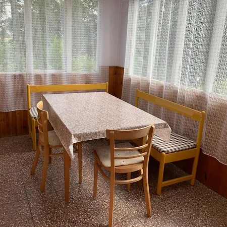 Nad Koupalistem Orman Evi *