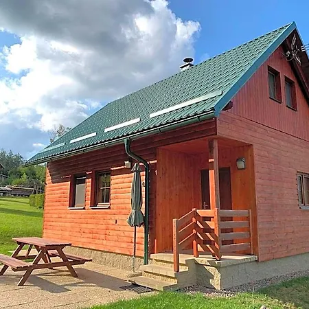 Nad Koupalistem Lodge *