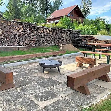 Nad Koupalistem Lodge Borowa