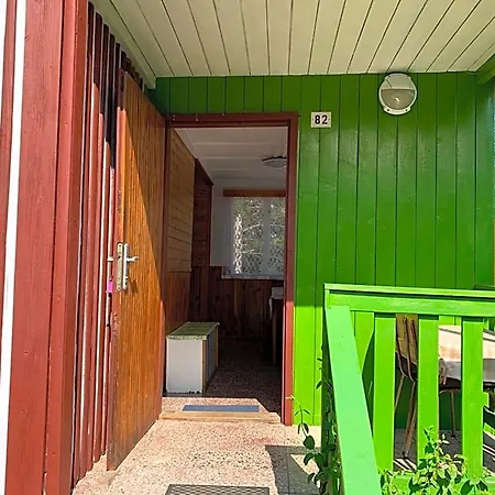 Nad Koupalistem Lodge *